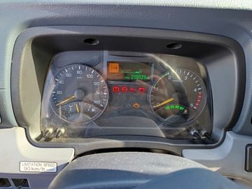 Mitsubishi Canter · Ano 2016