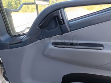 Mitsubishi Canter · Ano 2016