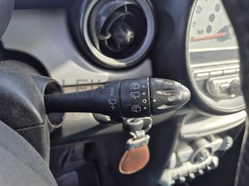 Mini Cooper · Ano 2008