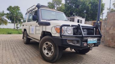 Toyota Land Cruiser 3.20m