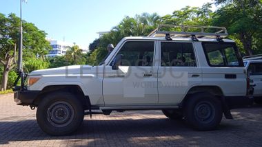 Toyota/Land Cruiser - 2018