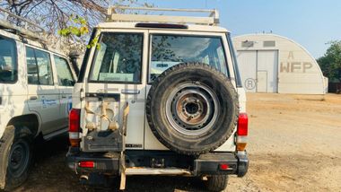 Toyota Land Cruiser - 2015