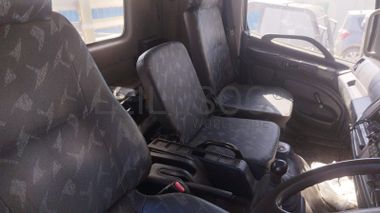 Camião Hino 500