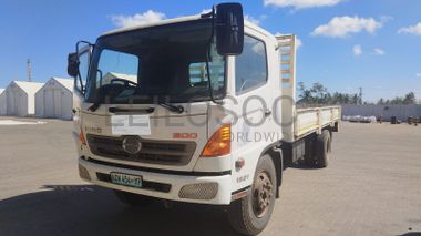 Camião Hino 500