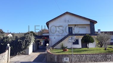 Moradia V3 + Terreno · Pombal
