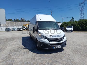 Iveco Daily · Ano 2023