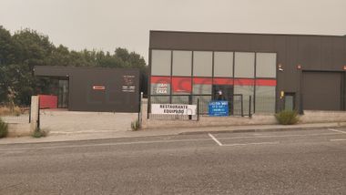 Estabelecimento Comercial com Recheio · Tortosendo, Covilhã