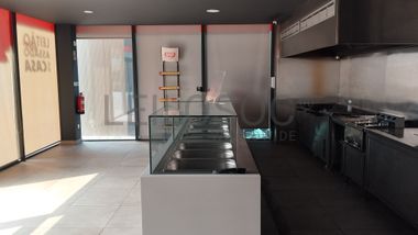 Estabelecimento Comercial com Recheio · Tortosendo, Covilhã