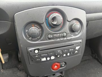 Renault Clio · Ano 2010