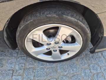 Toyota Auris · Ano 2012
