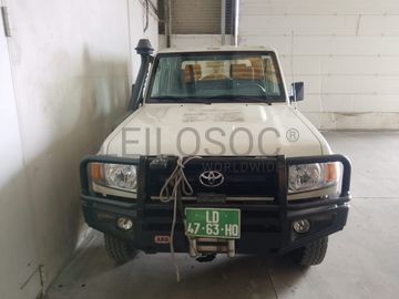 TOYOTA	LC PICK-UP