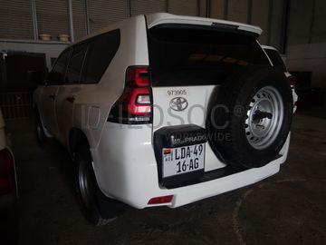 TOYOTA	PRADO 
