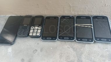 Telefones 