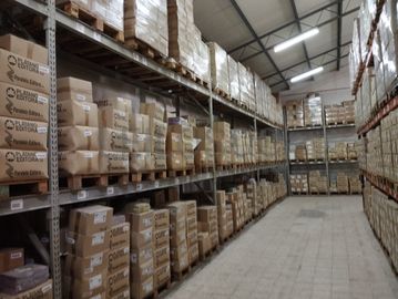 Livros Didáticos e Escolares
