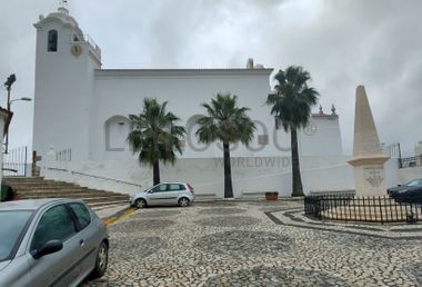 Moradia V3 · Moura