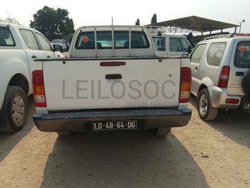 Toyota Hilux 4x4 CD
