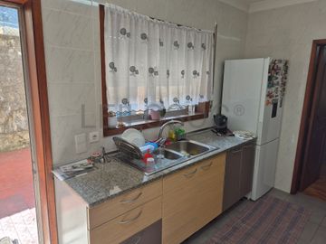 Moradia V4 · Vila de Cucujães, Oliveira de Azeméis