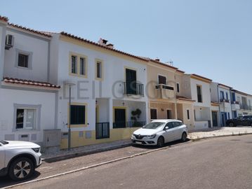 Proporção de 1/2 de Moradia · Borba