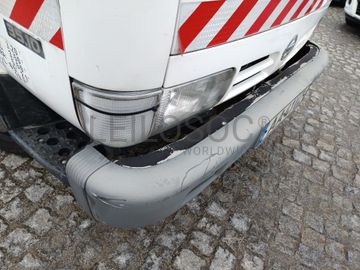 Nissan Cabstar Com Plataforma Elevatória · Ano 2007