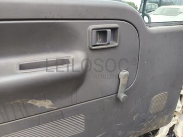 Nissan Cabstar Com Plataforma Elevatória · Ano 2007