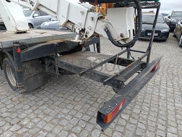 Nissan Cabstar Com Plataforma Elevatória · Ano 2007