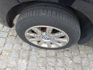 Volkswagen Touran · 7 Lugares · Ano 2007