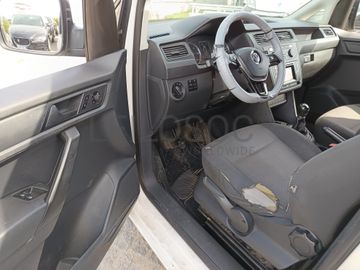 Volkswagen Caddy · Ano 2016