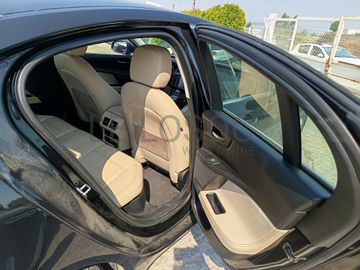 Jaguar XE · Ano 2016