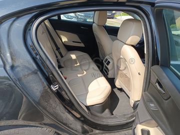 Jaguar XE · Ano 2016