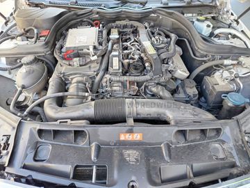 Mercedes-Benz C200 · Ano 2011