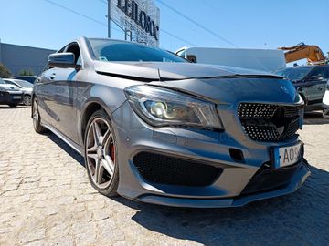 Mercedes-Benz CLA 200 CDI  · Ano 2016