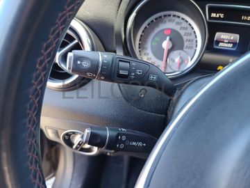 Mercedes-Benz CLA 200 CDI  · Ano 2016