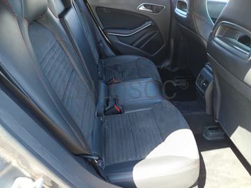 Mercedes-Benz CLA 200 CDI  · Ano 2016
