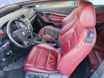 Volkswagen EOS 2.0 TDI · Ano 2008