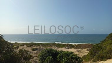 Infraestruturas em terreno com 5 hectares