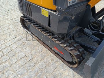 Mini Giratória Infront YFE16 · Ano 2022