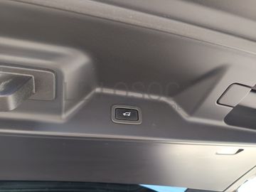 Land Rover Range Rover Autobiography 4.4 SDV8 · Ano 2017