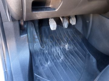 Opel Corsa 1.3 CDTI · Ano 2016