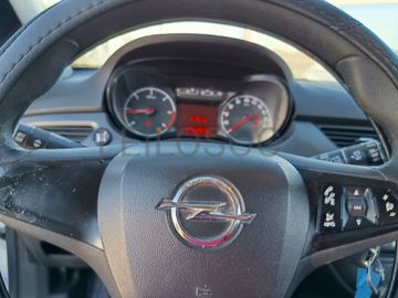 Opel Corsa 1.3 CDTI · Ano 2016