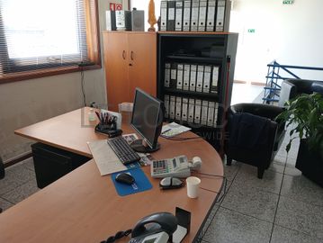 Equipamento de Escritório