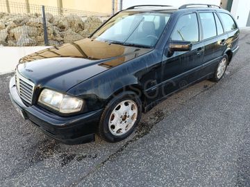 Mercedes-Benz C220 CDI · Ano 2000