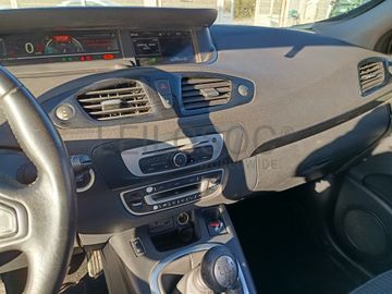 Renault Grand Scénic · Ano 2015