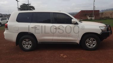 Toyota  Landcruser VX - VDJ200R-GNTEZ 2017