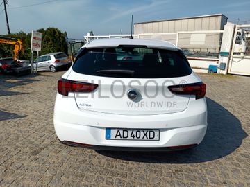Opel Astra · Ano 2020