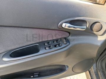 Alfa Romeo 1.9 JTD · Ano 2002