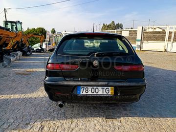 Alfa Romeo 1.9 JTD · Ano 2002