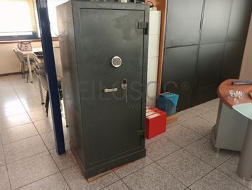 Equipamentos de Escritório, Laboratório, Indústria e Apoio