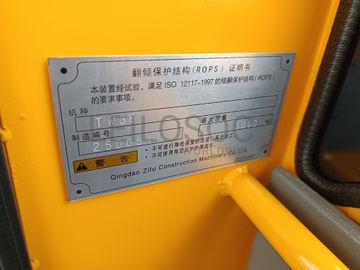 Pá Carregadora Blanche · Ano 2025