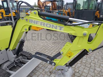 Mini Giratória Infront YFE12 · Ano 2025