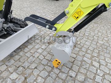 Mini Giratória Infront YFE12 · Ano 2025